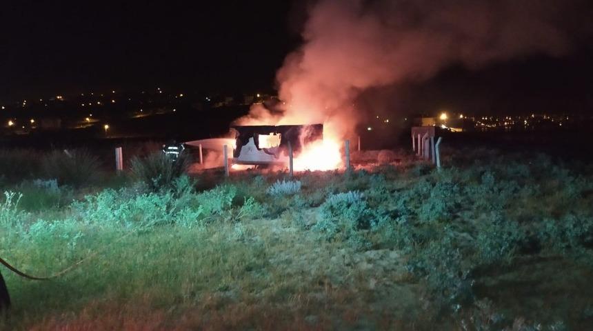 Sinop&rsquo;ta kul&uuml;be yangını