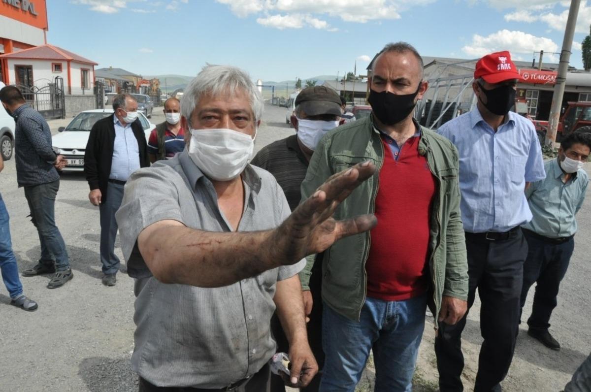 Kars&rsquo;ta bozuk yollar sanayi esnafını isyan ettirdi