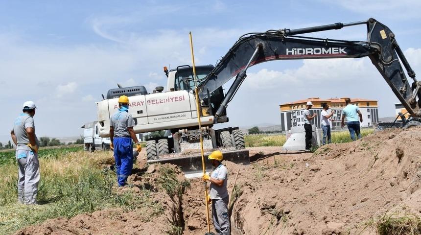 Aksaray&rsquo;da belediye mahallelerde kanalizasyon &ccedil;alışması başlattı