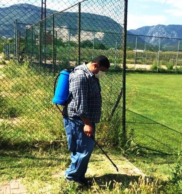 Yunusemre’de futbol tesisleri yeni sezona hazırlanıyor G5