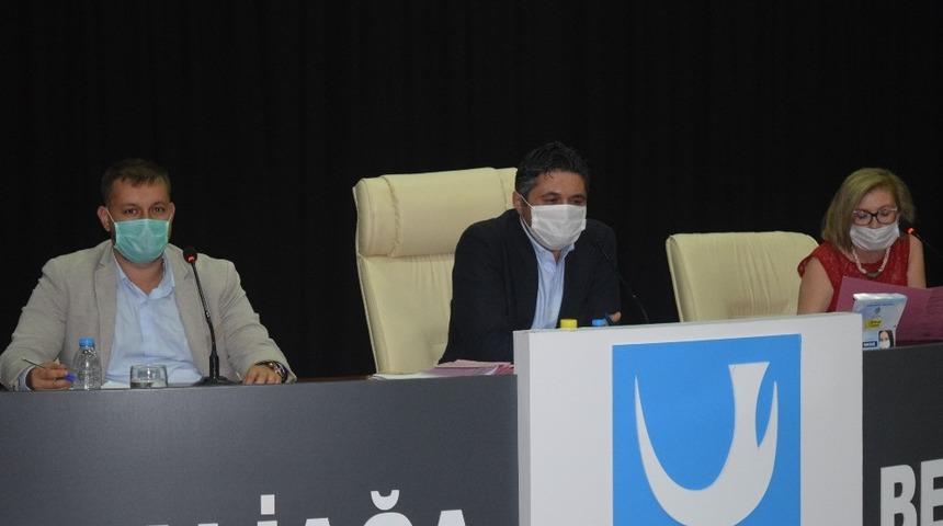 Aliağa Belediye Meclisi iki aylık aradan sonra yeniden toplandı