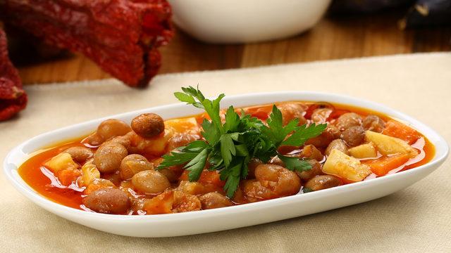 Barbunya tarifi: Tam ölçüyle hazırlanan zeytinyağlı barbunya tarifi 