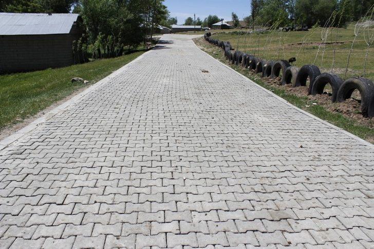 Erciş Belediyesinden yol yapım çalışması G2