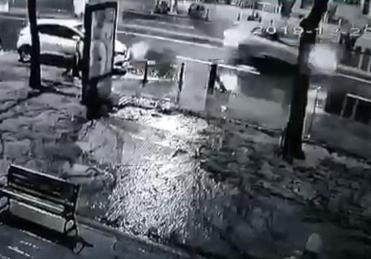 Genç reklamcı Aysun Tümok'un öldüğü feci kaza kamerada G1