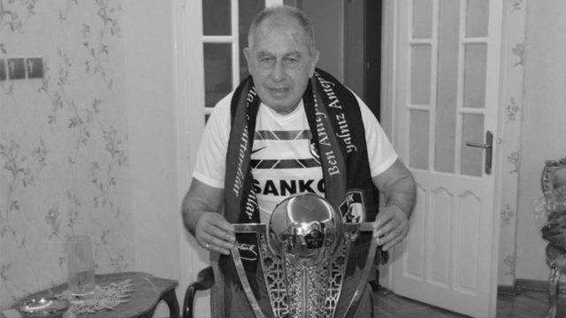 Gaziantepspor ve Galatasaray'ın efsanesi Talat Özkarslı hayatını kaybetti