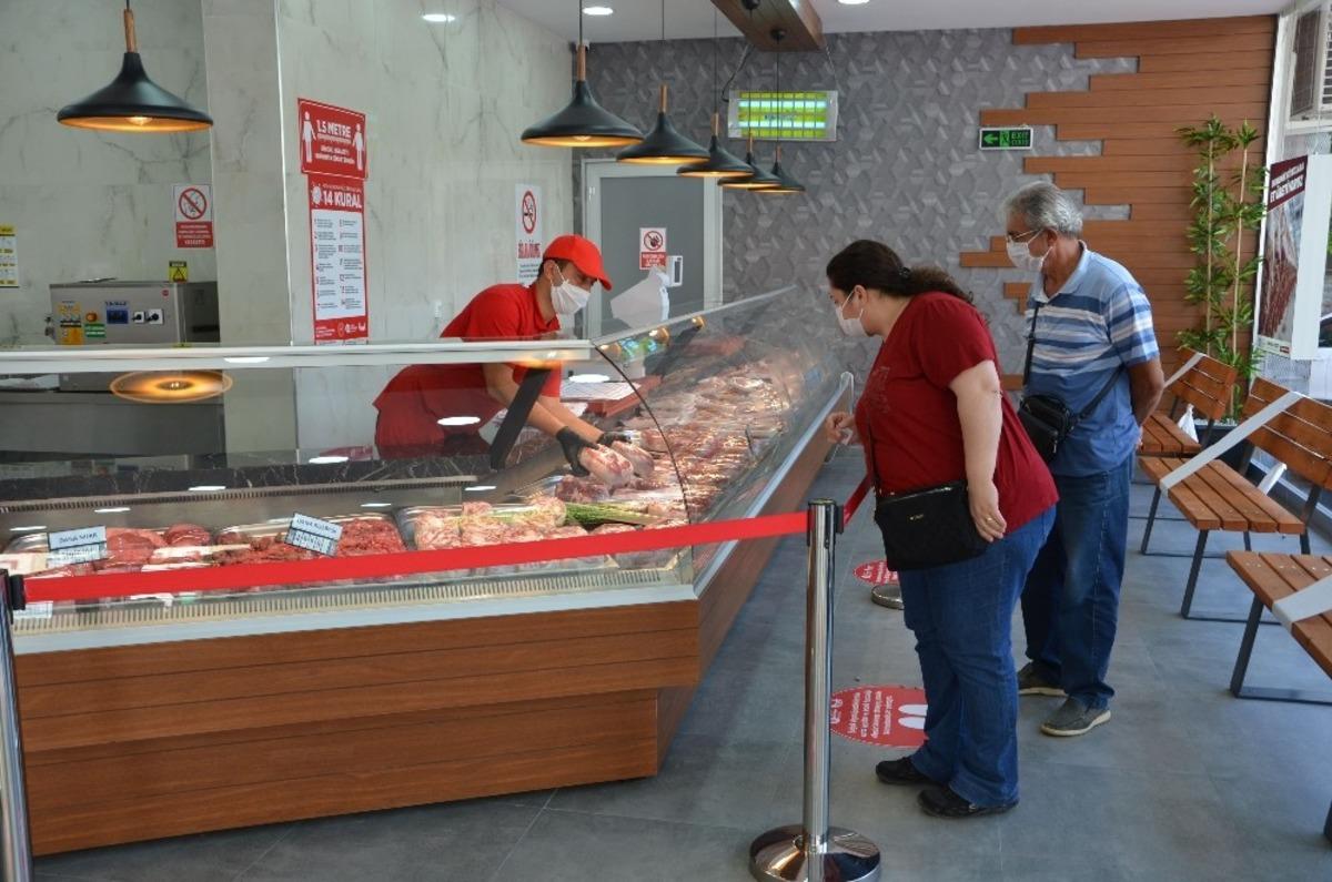 Alanya Halk Et Mağazası&rsquo;nda bir ayda 12 bin kilogram et satıldı
