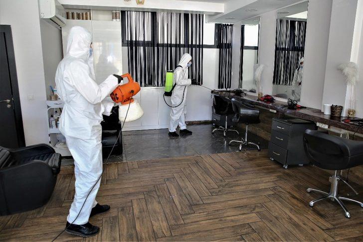 Buca’da bina, eczane ve kuaförlerde ilaçlama G1