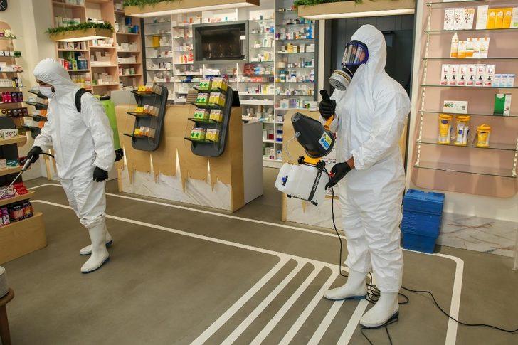 Buca’da bina, eczane ve kuaförlerde ilaçlama G2