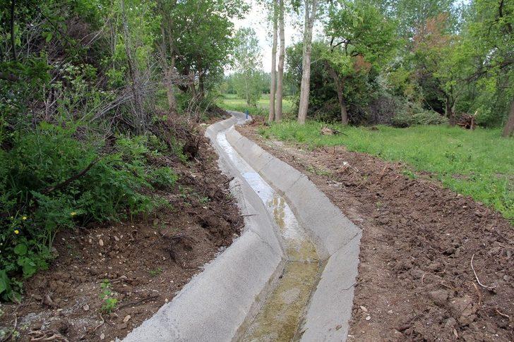 Van Büyükşehir Belediyesinden 61 bin metre uzunluğunda sulama kanalı G1