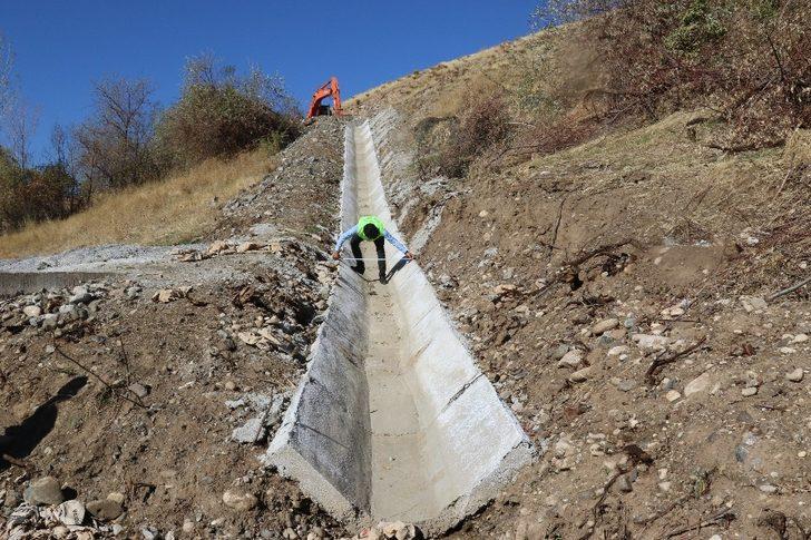 Van Büyükşehir Belediyesinden 61 bin metre uzunluğunda sulama kanalı G3