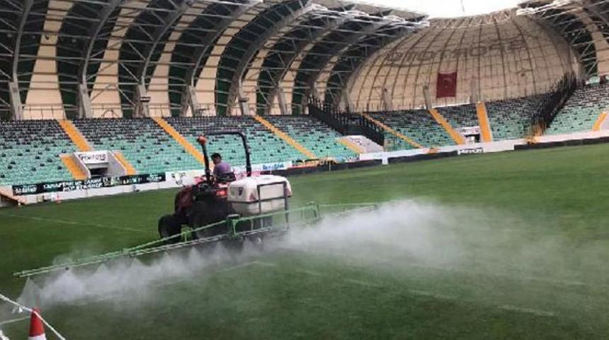 Akhisarspor&rsquo;da stada lig bakımı