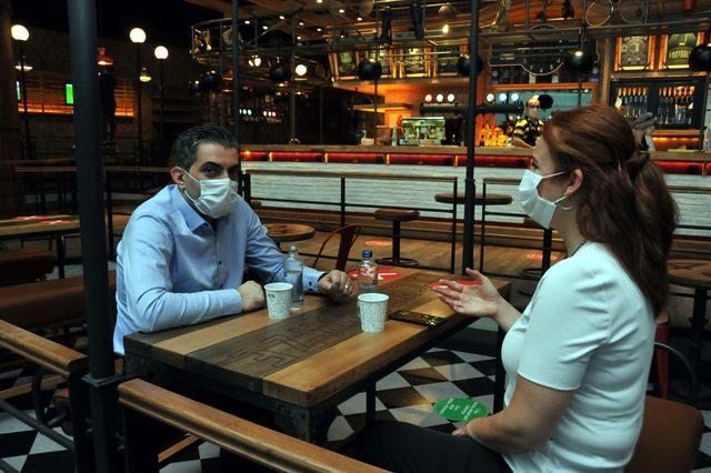 istanbul-havalimanindaki-restoranlarda-koronaviruse-karsi-qr-kodlu-onlem_8651_dhaphoto3