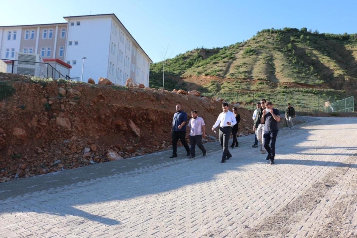 Kaymakam K&ouml;leoğlu okullarda incelemelerde bulundu