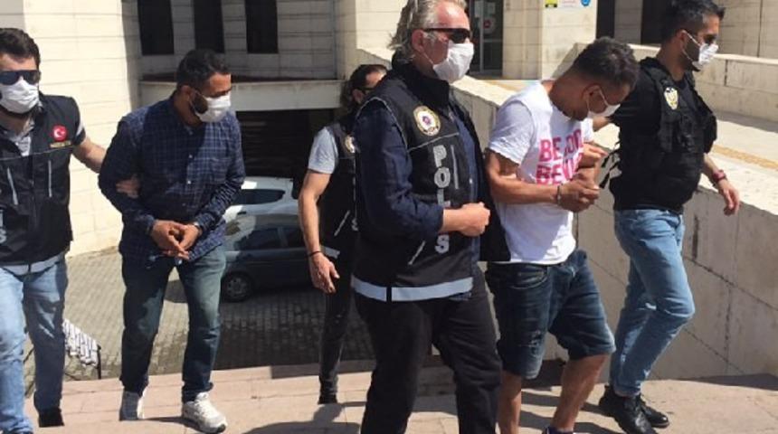 Edremit&rsquo;te uyuşturucu operasyonunda 2 tutuklama