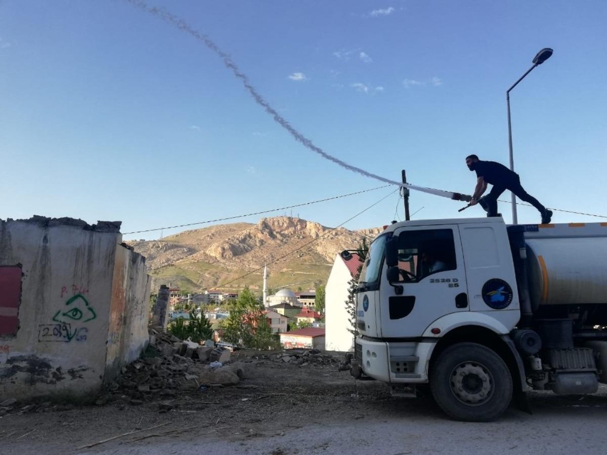 İpekyolu&rsquo;nda 500 kamyon hafriyat taşındı