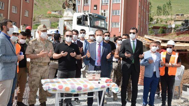 Hakkari’de 401 konutun temeli atıldı