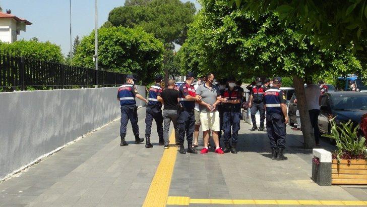 Jandarmaların arasında 'Kimse başını öne eğmesin' diye bağırdı G1