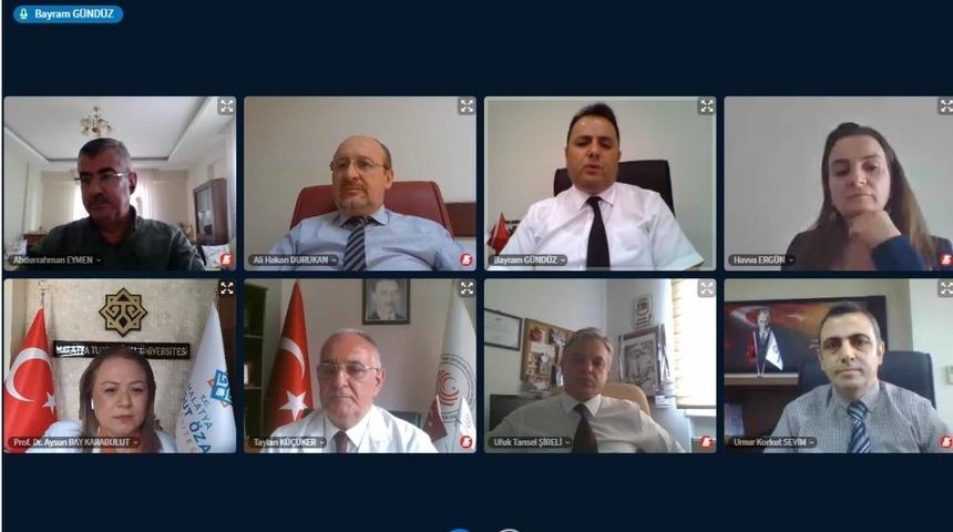 Covid-19&rsquo;un bilimsel ve mesleki etkileri masaya yatırıldı