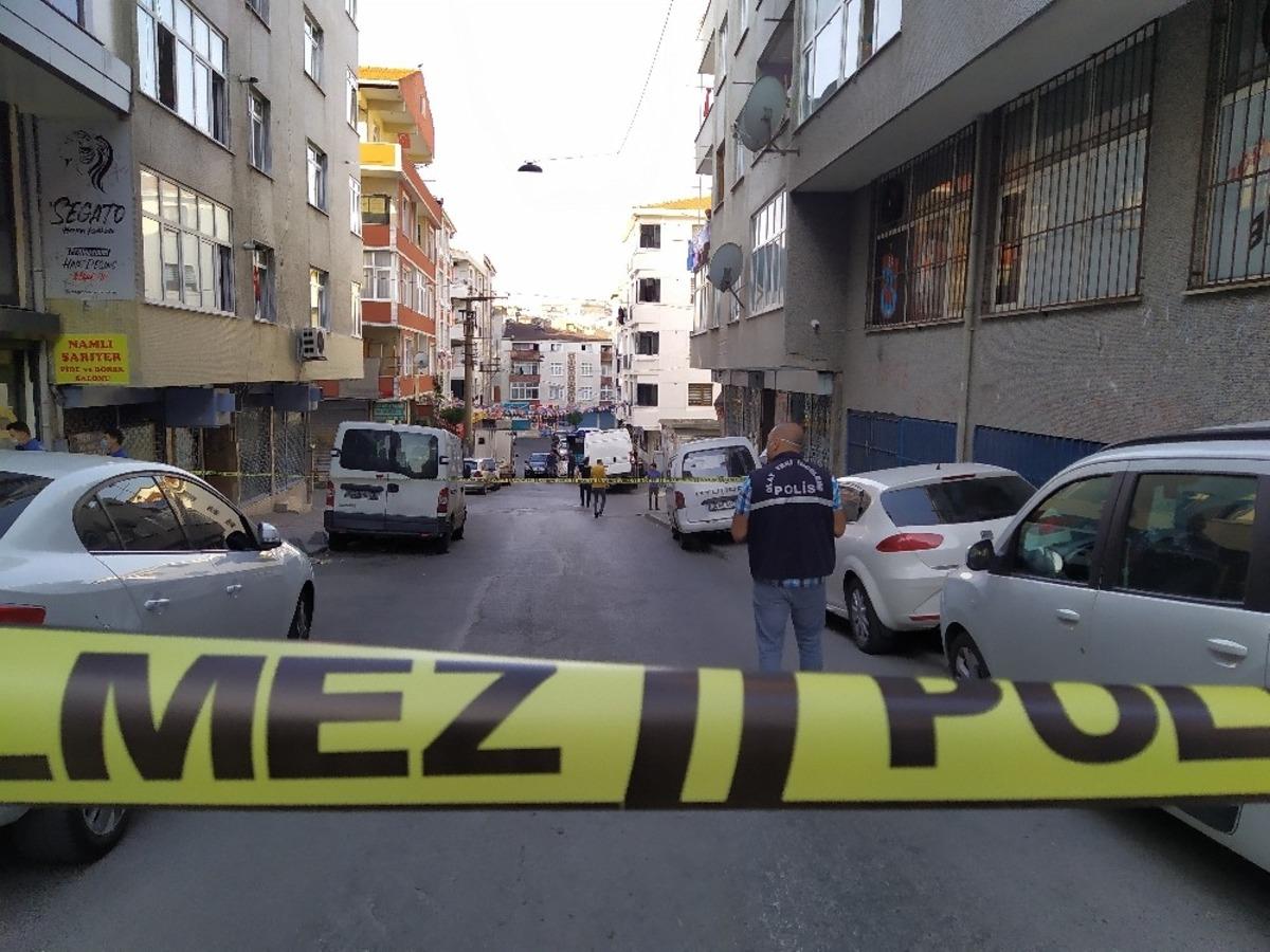 Esenler&rsquo;de b&ouml;rek&ccedil;iye silahlı saldırı: 1 yaralı