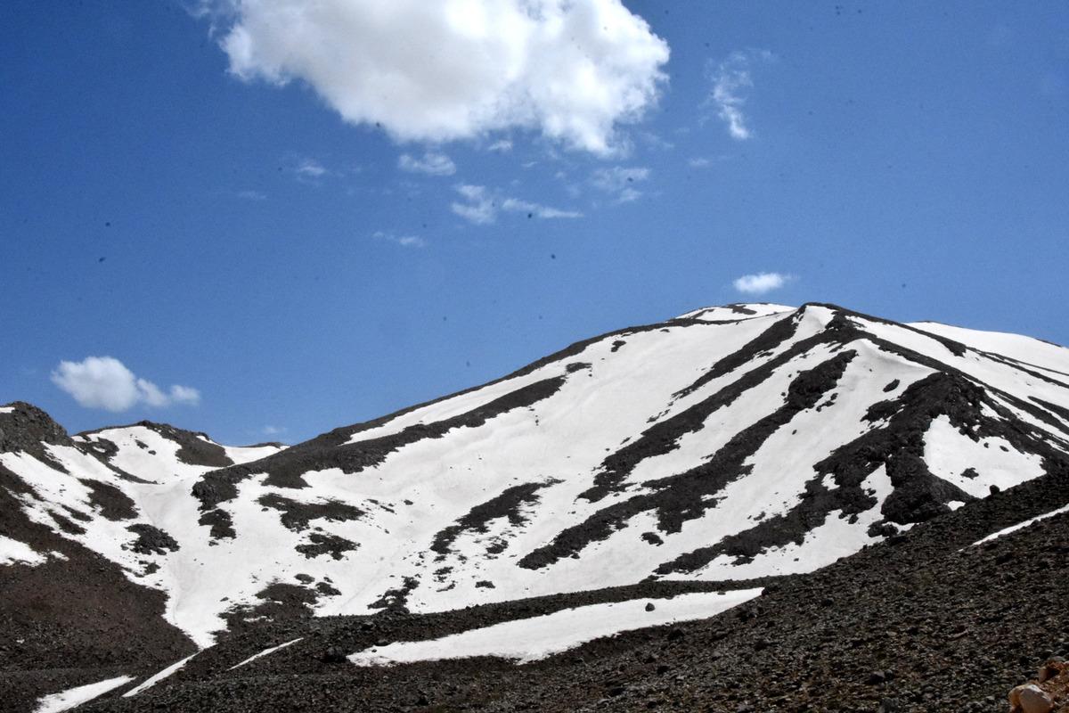 Antalya'da haziran ayında kar manzaraları
