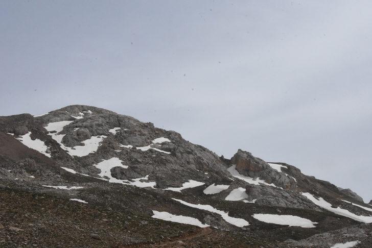 Antalya'da haziran ayında kar manzaraları G3