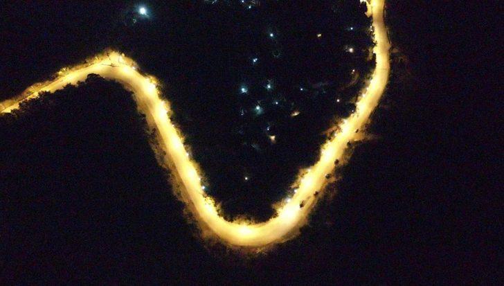 Vatandaşın geçmeye korktuğu yol yeniden yapılıyor G5