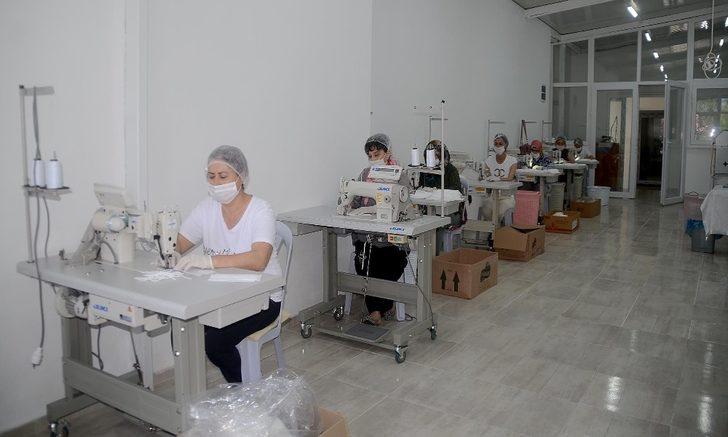 Kuşadası’nda maske üretiminde rekor kırıldı G2