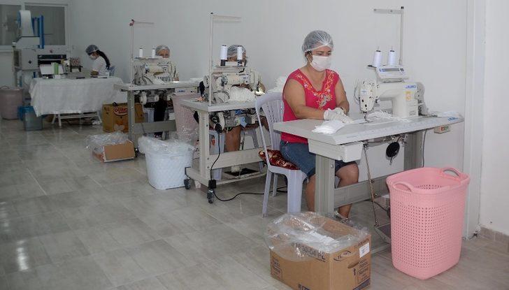 Kuşadası’nda maske üretiminde rekor kırıldı G3