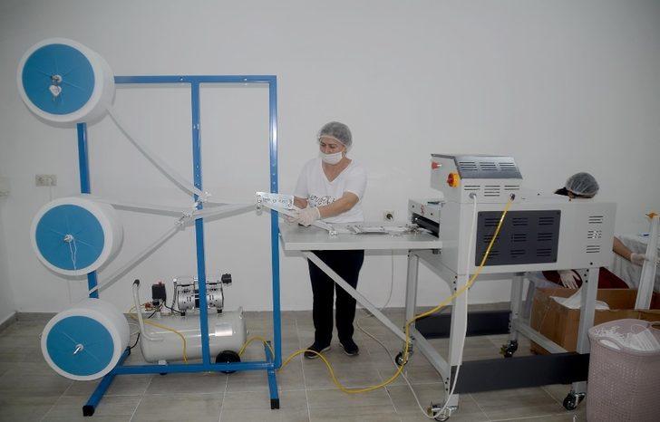 Kuşadası’nda maske üretiminde rekor kırıldı G5