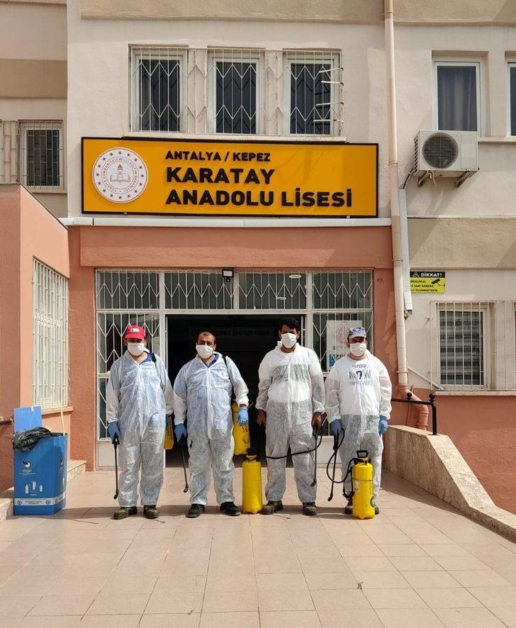 Sınavlar öncesi okullar dezenfekte edildi G2
