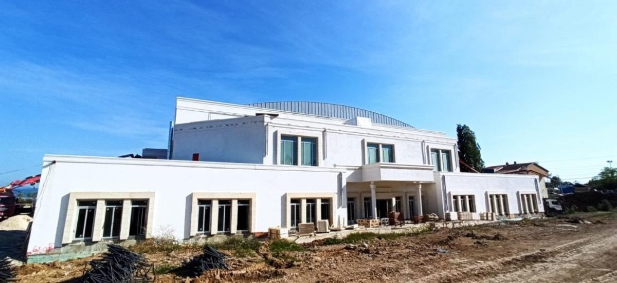 Darıca&rsquo;nın dev spor salonunda &ccedil;alışmalar s&uuml;r&uuml;yor