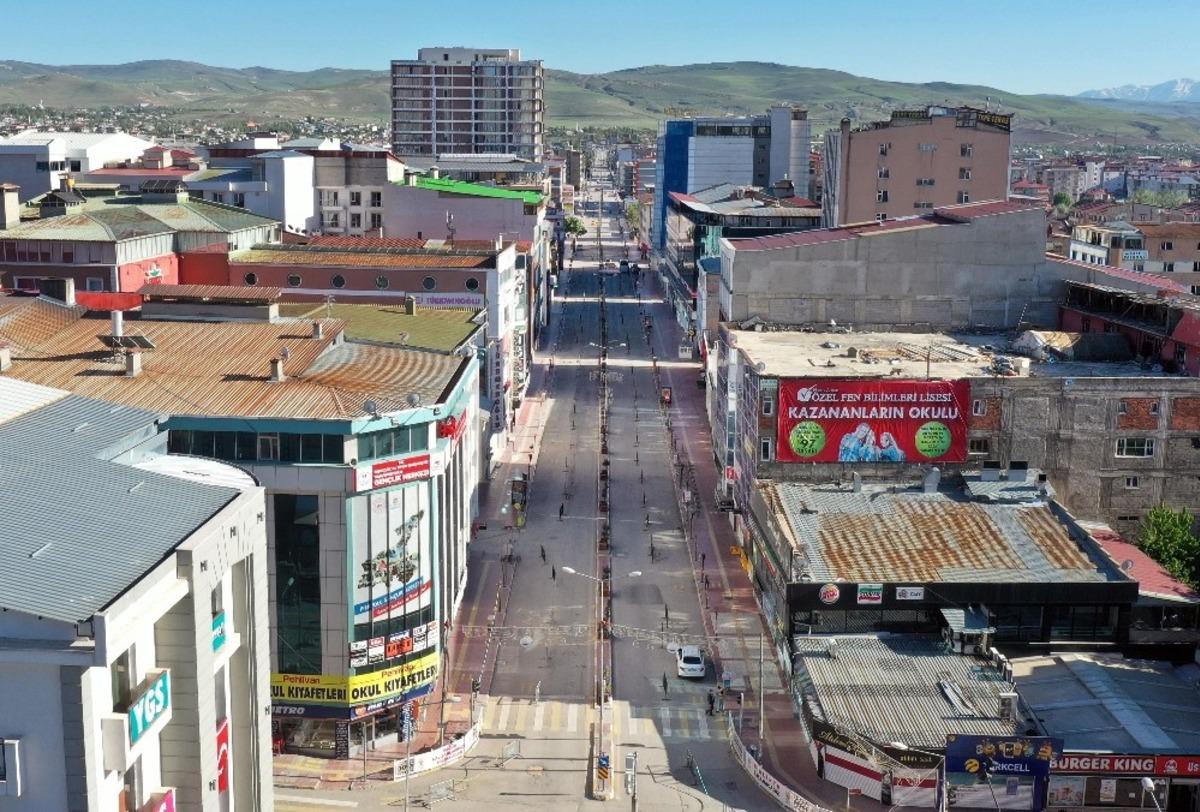 Yeni prestij caddenin s&ouml;zleşmesi imzalandı