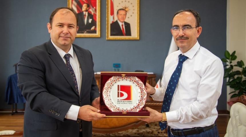 İl &Ouml;zel İdaresi Genel Sekreteri Nalbant&rsquo;tan Rekt&ouml;r Beydemir&rsquo;e ziyaret