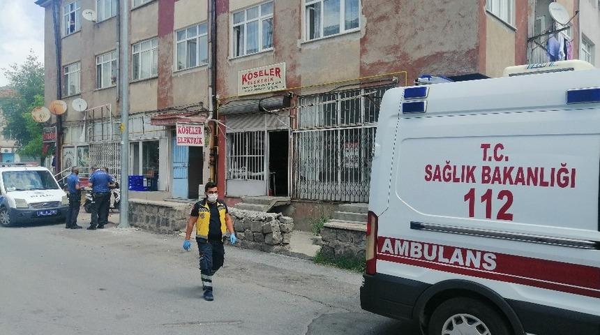 Evden k&ouml;t&uuml; koku gelince &ouml;ld&uuml;ğ&uuml; anlaşıldı