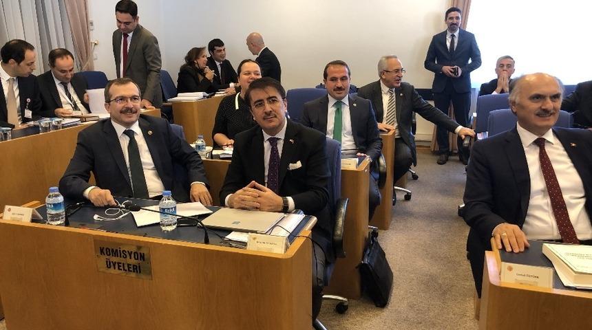 Milletvekili Aydemir yasa değişiklik tekfini sundu