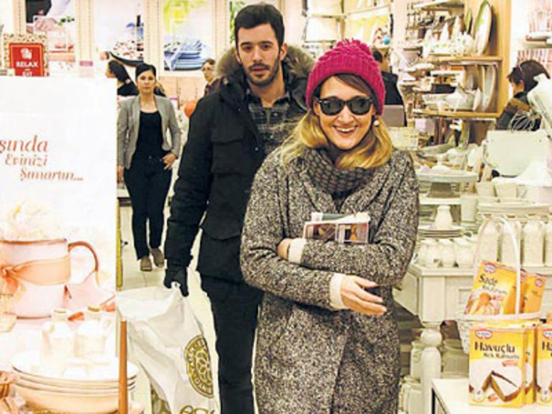 Barış Ardu&ccedil; ve Gupse &Ouml;zay'dan şaşırtan evlilik cevabı