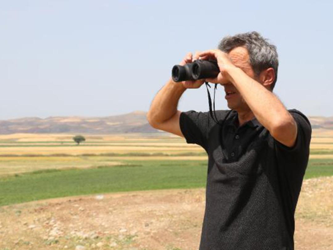 &Ccedil;orum'da 'aslan' korkusu! T&uuml;fek ve d&uuml;rb&uuml;nlerle arıyorlar