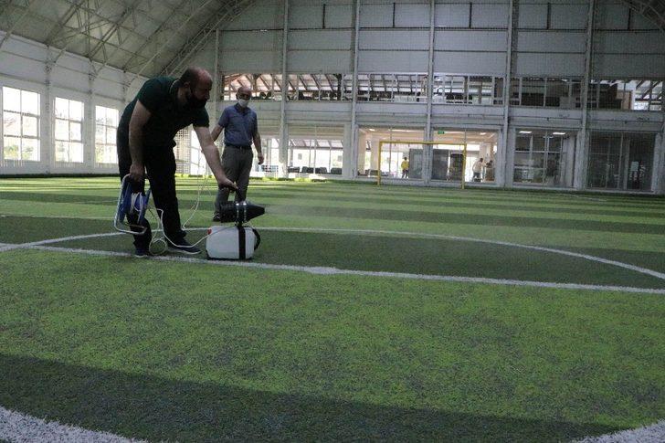 (Özel) Halı sahalar açıldı, talep arttı G4