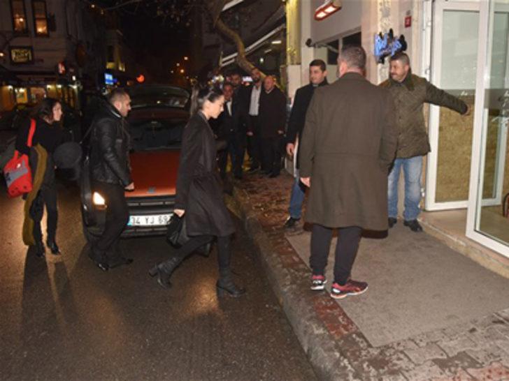 Cem Yılmaz Dilara Gönder ile birlikte mi? G1