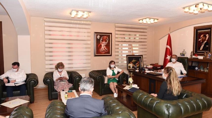 Tarsus&rsquo;ta 179 mahalle meclis &uuml;yelerine paylaştırıldı