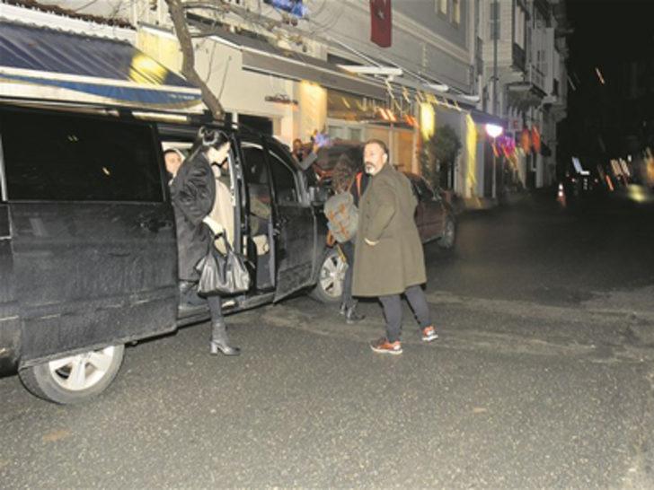 Cem Yılmaz Dilara Gönder ile birlikte mi? G4