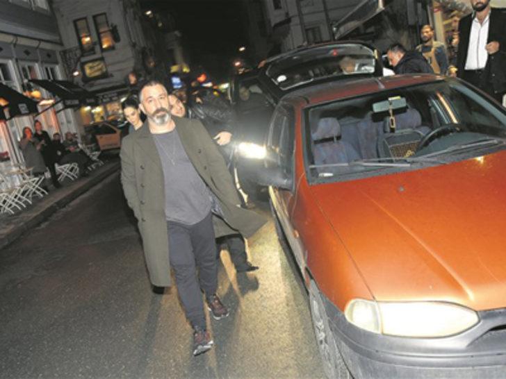 Cem Yılmaz Dilara Gönder ile birlikte mi? G5