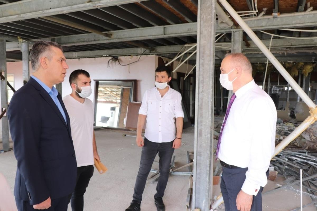 Başkan &Ouml;zl&uuml;, D&uuml;zce Kasrı projesini inceledi