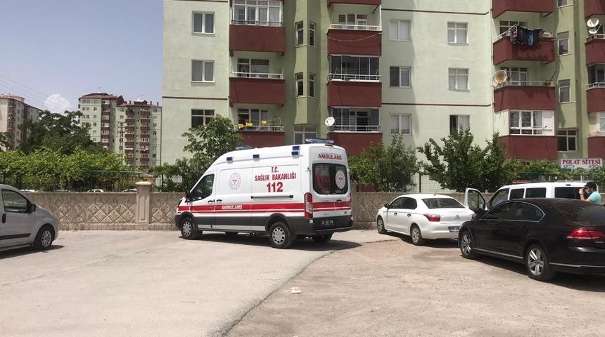 95 yaşındaki kadın evinde &ouml;l&uuml; bulundu
