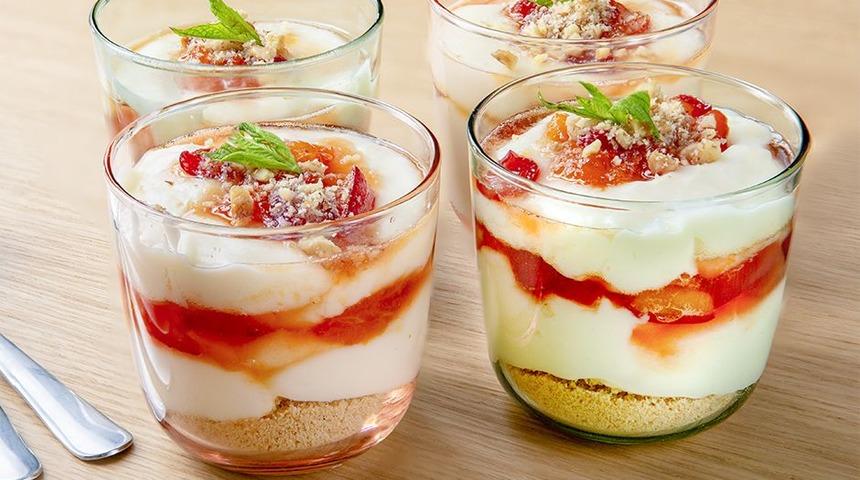 İ&ccedil;inizi ferahlatacak meyveli ve muhallebili 4 yaz tatlısı tarifi!