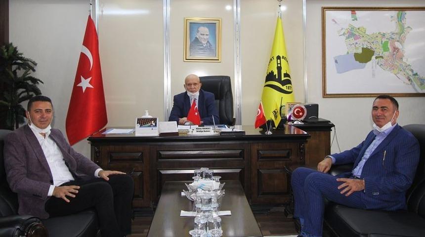 Şent&uuml;rk&rsquo;ten Başkan Pekmezci&rsquo;ye ziyaret