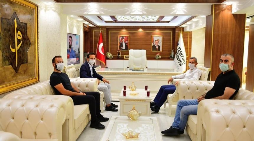 &Ccedil;ınar&rsquo;dan Yeni Malatyaspor&rsquo;a destek &ccedil;ağrısı