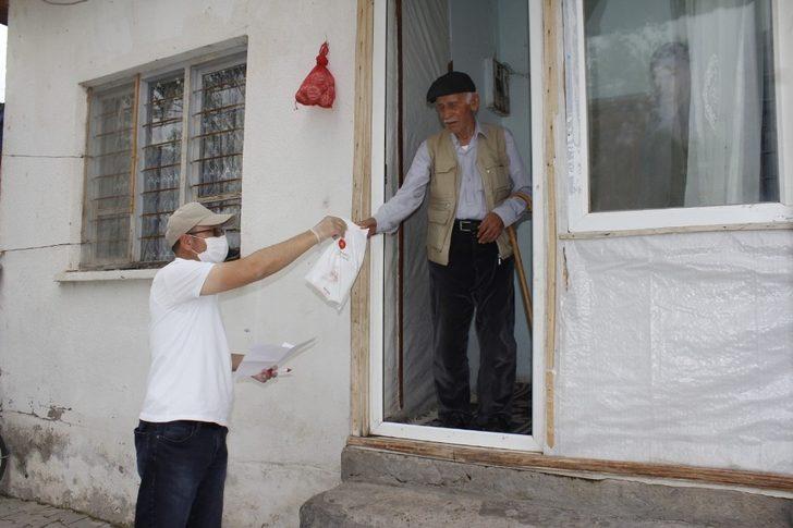 Cumhurbaşkanı Erdoğan’dan Ercişli vatandaşlara kolonya ve maske G4