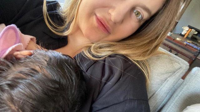 Sezin Erbil kızının yüzünü gösterdi! İşte Mehmet Ali Erbil'in torunu