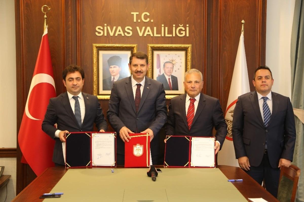 &Uuml;niversite mezunu 700 gence iş kapısı